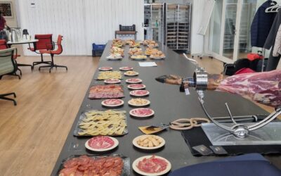 El reto de contratar un cortador de jamón en el centro de Barcelona